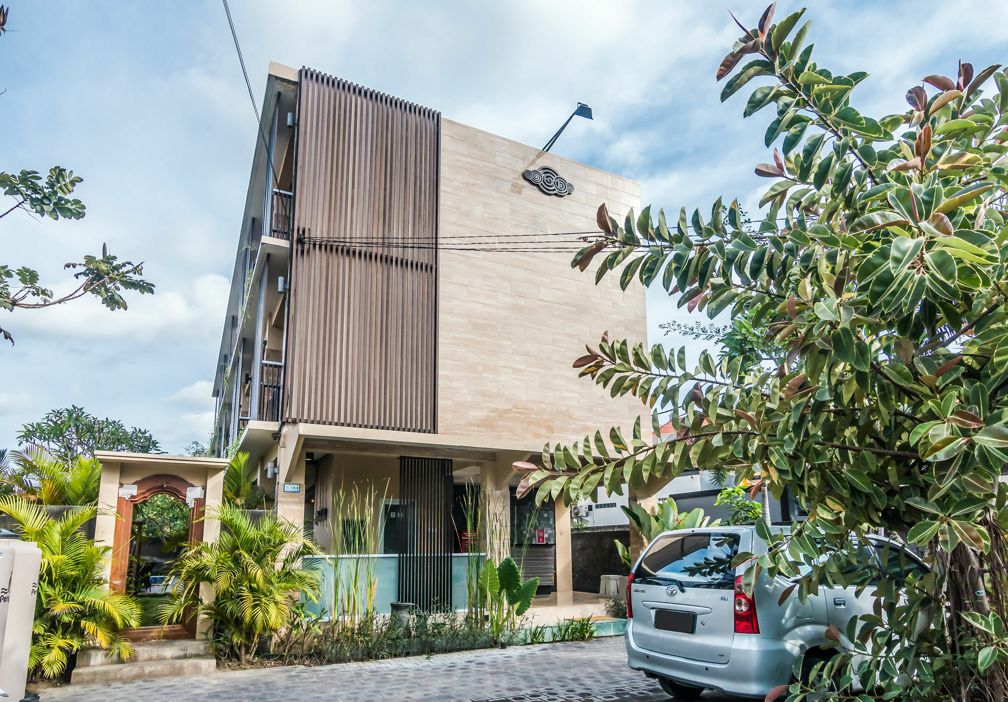 Zen Rooms Basic Jimbaran Taman Mulia Exterior foto